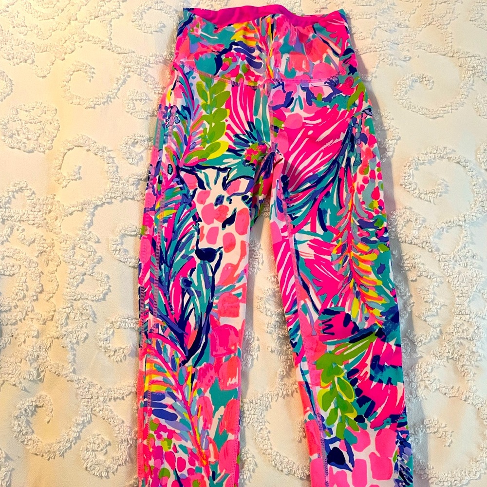 EUC Lilly Pulitzer Gumbo Limbo leggings. 🦄